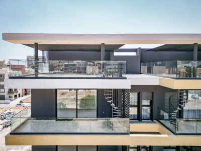 3 bedroom PENTHOUSE in good location